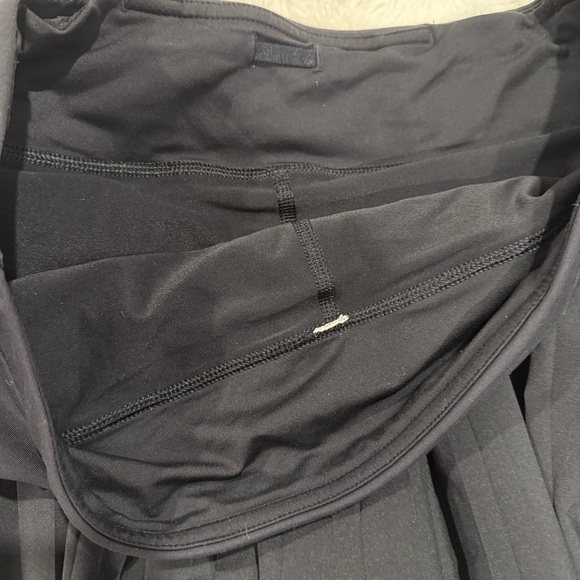 Lululemon Athletica Black Mini Skirt - Picture 8 of 11